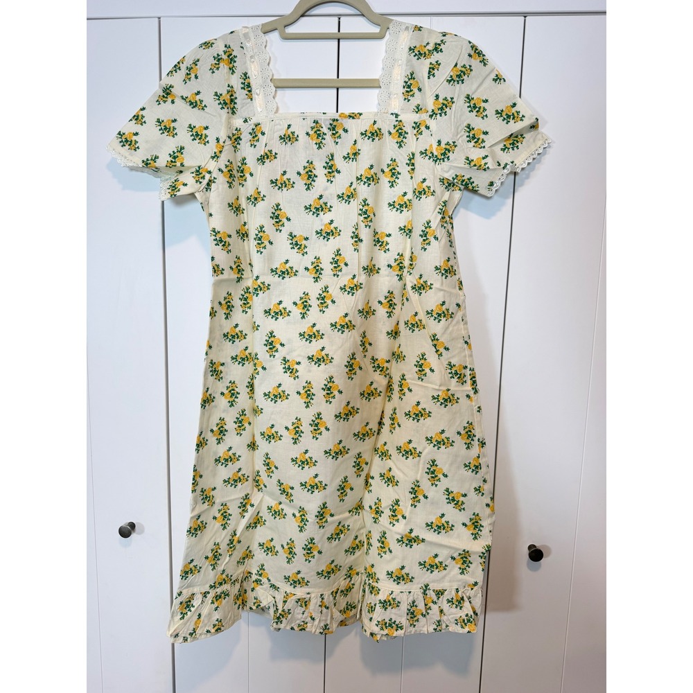 Vintage Style Cotton Nightgown Ivory Floral Lace Trim Cottagecore Sleepwear M - Picture 6 of 7